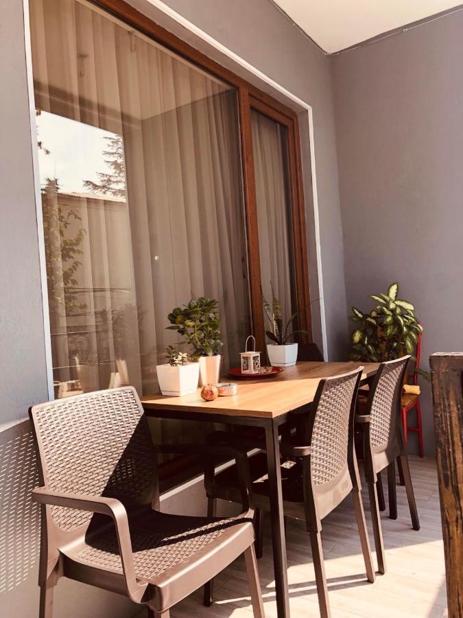 Sweet Apartment In קוטאיסי מראה חיצוני תמונה