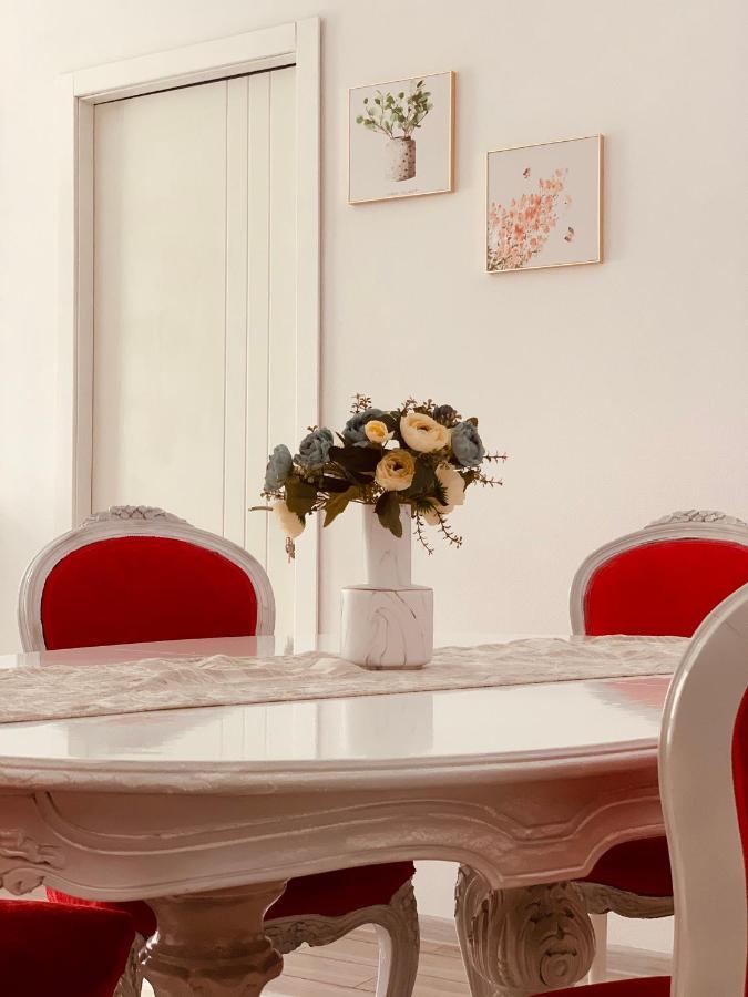 Sweet Apartment In קוטאיסי מראה חיצוני תמונה